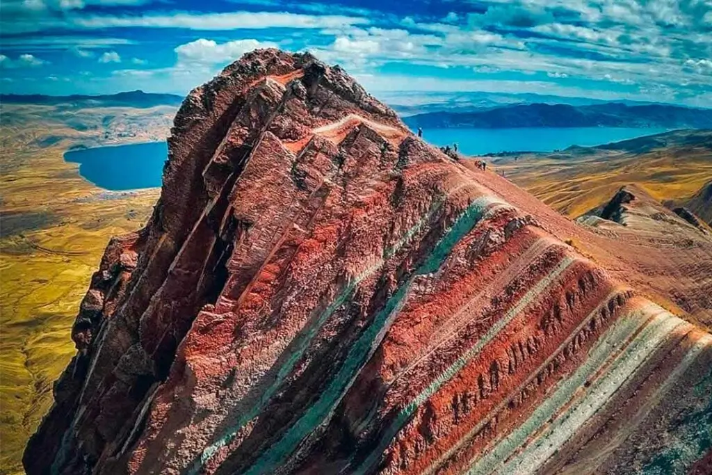 pallay-punchu-mountain-cusco.webp